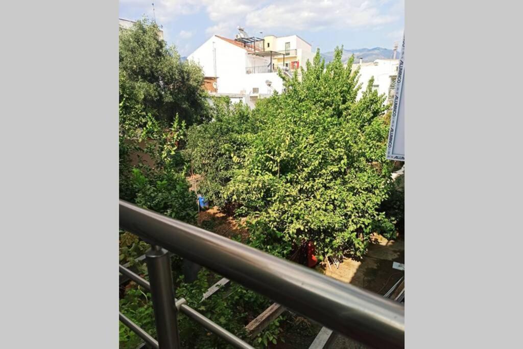 A&V Apartment Каламата Экстерьер фото